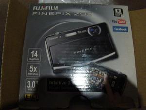 Camara Fujifilm Z90