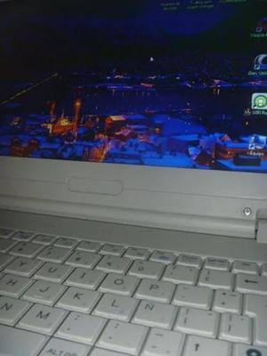 Mini Laptop Azul Con Cargador Mg101a3