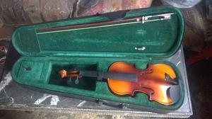 Violin 3/4 Marca Maxtone.