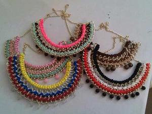 Maxi Collares Tipo Babero