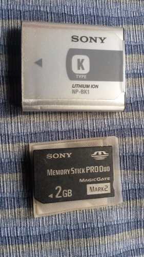 Memoria Para Camara Sony Stick Pro Duo De 2 Gb Y Bateria Np