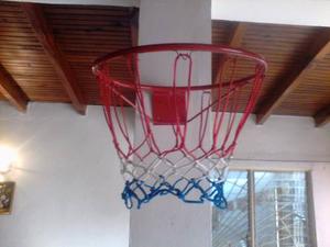 Aro De Basket Con Malla Y Balón.