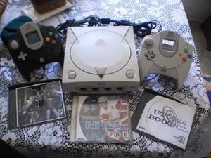 Vendo Dreamcast Con 2 Controles Y Memoria