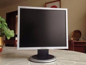 Monitor Samsung Syncmaster 17 Pulgadas Excelente Condición