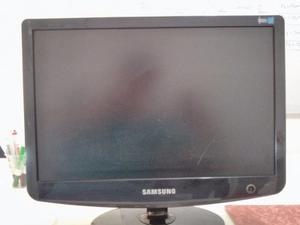 Monitor Samsung Lcd 16 Usado Y Totalmente Funcional