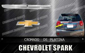 Cobertor Cromado De Platina Chevrolet Spark