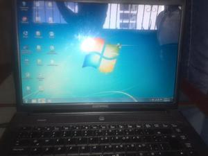 Laptop Compac C700 Como Nueva