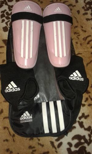 Canilleras adidas Con Protectores Para Los Tobillos Y Estuch