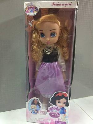 Princesa Rapunzel Gigant. Plastico Duro