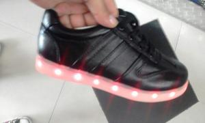Zapatos Led Niños 25 Al 36 Recargables De Luces Con Cable