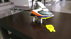 Helicóptero Aling 250