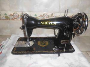 Maquina De Coser Sheyla Negra Usada