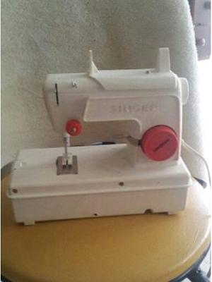 Sewing Machine Máquina De Coser Singer