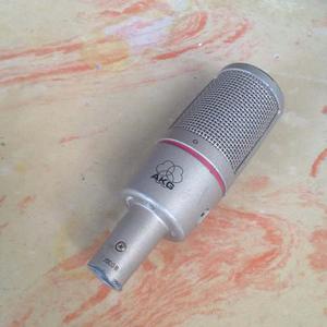 Micrófono Profesional De Estudio Akg C B