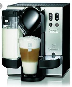 Cafeter Nespresso Lattisima Delonghi Como Nueva