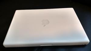 Laptop Apple A Macbook Blanca (bien Conservada)