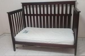 Cama Cuna Con Colchon, Gavetero Y Cambiador