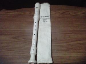 Flauta Profesional Yamaha
