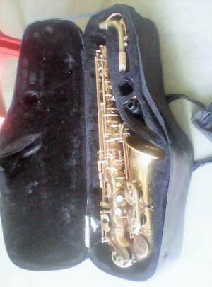 Saxofon Alto Marca Consolat De Mar