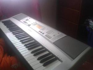 Teclado Yamaha Psr-e313 (como Nuevo)