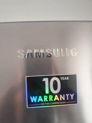 Nevera Samsung Plateada Nueva