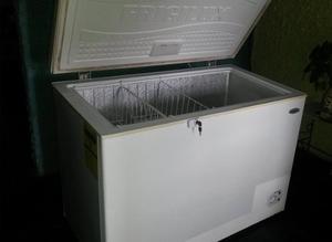 Refrigerador - Congelador Horizontal Frigilux 300lts