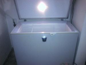 Refrigerador Premium 227lts