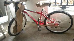 Bicicleta Benotto Color Rojo...