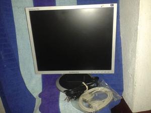 Monitor Samsung Modelo 740bf