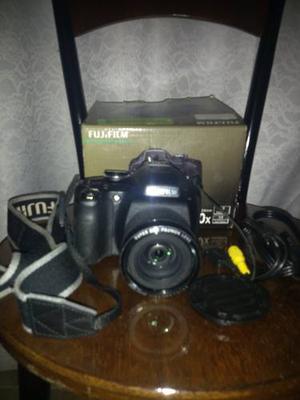 Camara Semi Profesional Fujifilm Sl300