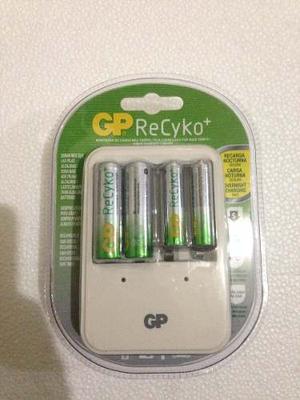 Cargador Gp Power Bank Recykot Incluye 4 Pilas