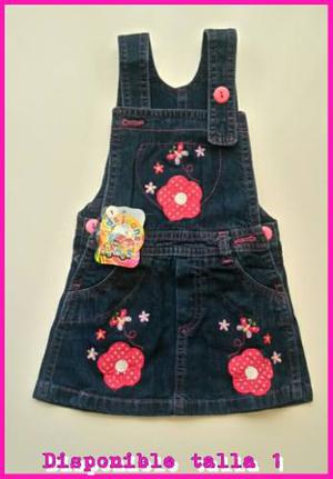 Jumper En Jeans Con Bordados Al Frente Para Niñas.