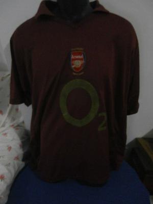 Franela Deportiva Del Arsenal Football Club. Premier League.