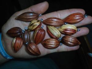 Collares De Cacao Mini, Elegantes Y Muy Detallados