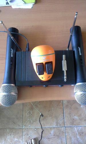 Microfonos Gemini Vhf mhz Nuevos Con Cargador