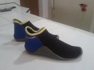 Zapatos De Neopreno Dacor Talla 5-6 (Nuevos)