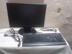 Se Vende Combo Monitor De 17 Pulgadas,teclado Y Mouse