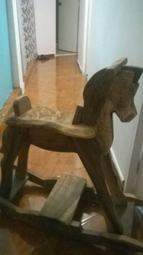 Caballo Mecedora De Madera