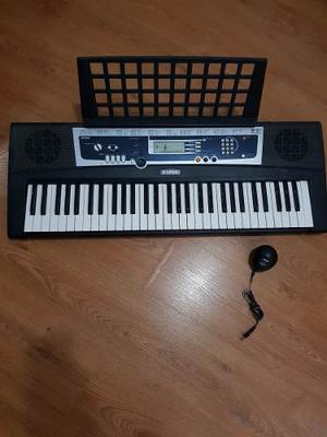 Teclado Yamaha Ypt-210 Poco Uso