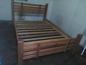 Vendo Juego De Cuarto Matrimonial Con Peinadora Y Mesita