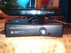 Xbox 360 Slim + Kinetc+ 2 Controles + 6 Juegos + Bicicleta