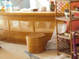 Mueble De Rattan Tipo Bar Y 4 Sillas Tapizada Remate