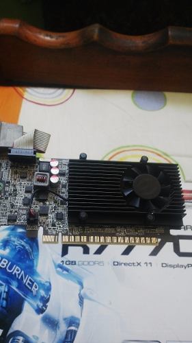 Tarjeta De Video Evga Geforce 520 Gt 1gb Ddr3 - Repuesto -