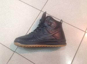 Bota Nike Force Lf1