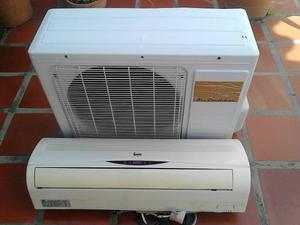 Split  Btu Marca: Green 220 V En Excelentes Condiciones