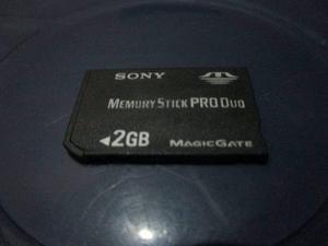 Memory Stick Pro Duo 2gb + Adaptador