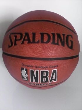 Balón Basket Spalding Varsity Nuevo