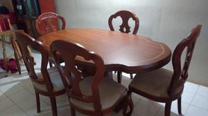 Juego De Comedor De Madera Con 6 Sillas Usado