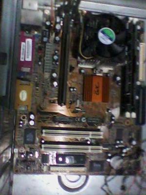 Tarjeta Madre Pentium Iii Operativa 256mb Procesador 450mhz