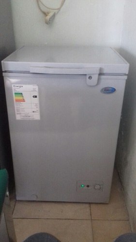 Enfriador-congelador Khaled 100 Lts. Como Nuevo